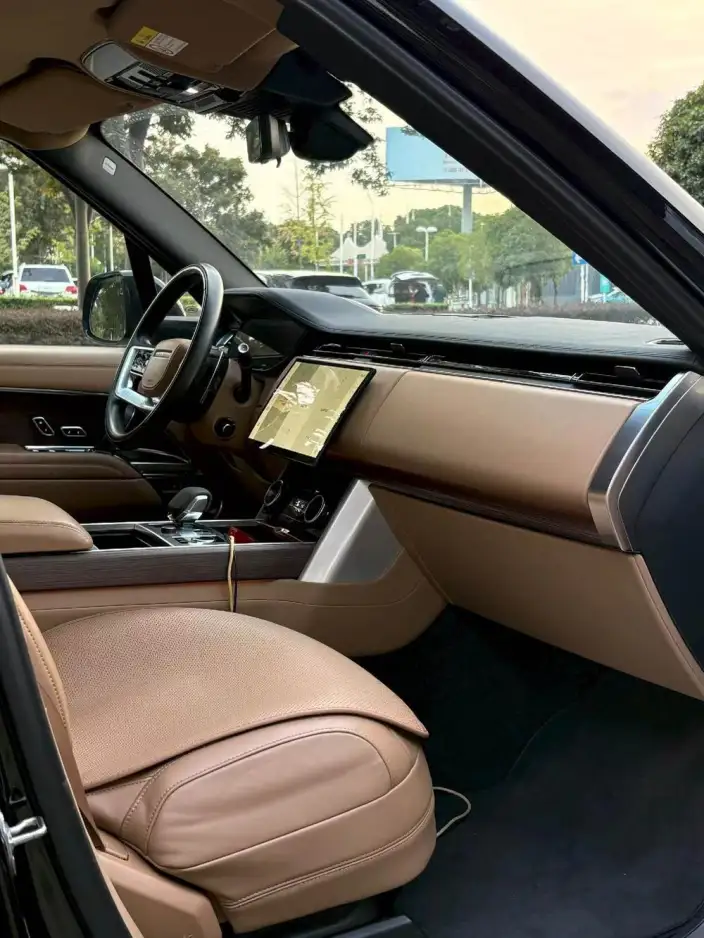 Range Rover 2023 Model 3.0 L6 400PS Shengshi VII seat Extended Edition – фото 7