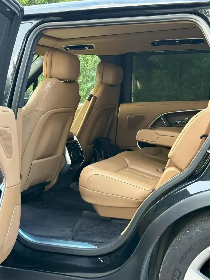 Range Rover 2023 Model 3.0 L6 400PS Shengshi VII seat Extended Edition – фото 9