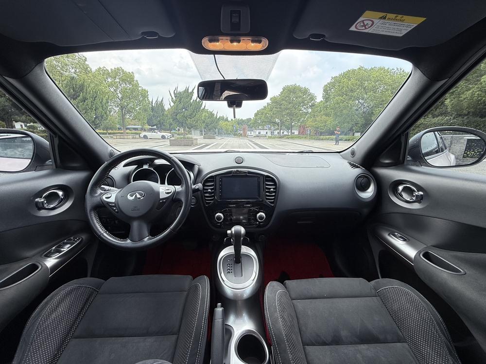 Infiniti ESQ 2014 1.6L Dynamic – фото 10