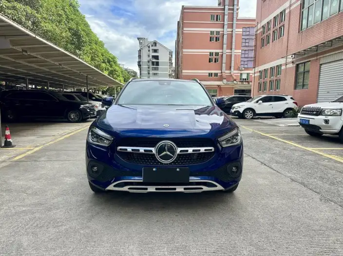 Mercedes-Benz GLA 2023 Model GLA 200 – фото 2