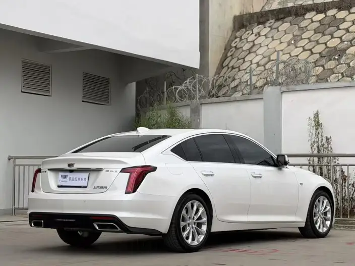 Cadillac CT5 2023 Model 28T Luxury Model Standard Edition – фото 5