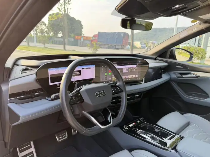 AUDI Q6L e-tron 2026 Model First Edition Pilot Edition – фото 6