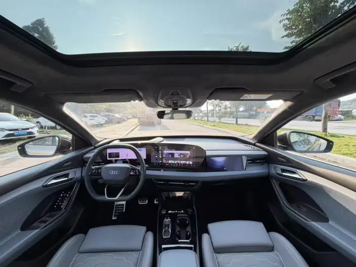 AUDI Q6L e-tron 2026 Model First Edition Pilot Edition – фото 8