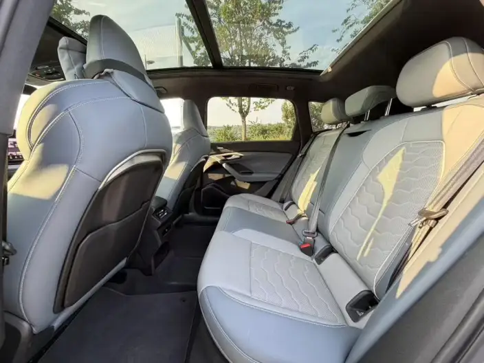 AUDI Q6L e-tron 2026 Model First Edition Pilot Edition – фото 10