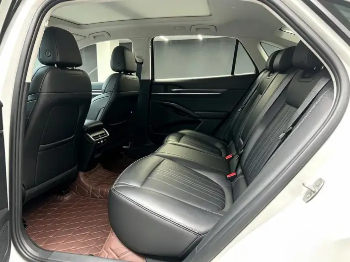 Ford Mondeo 2025 Model EcoBoost 245 Luxury Model – фото 9
