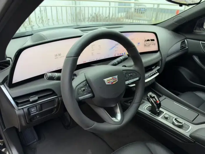 Cadillac CT5 2024 Model 28T Noble Model – фото 8