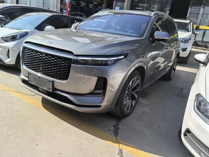 Li Auto ONE 2021 Model Extended Range 6 seat Edition – фото 1