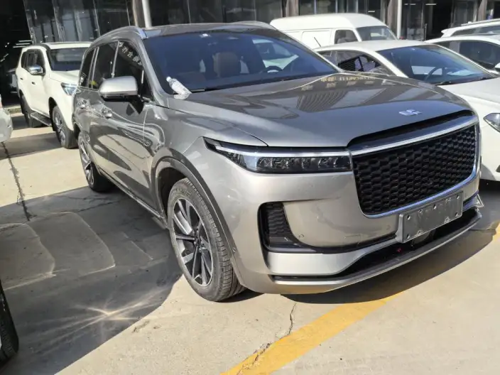 Li Auto ONE 2021 Model Extended Range 6 seat Edition – фото 3