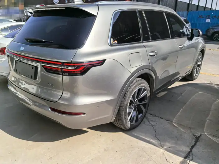 Li Auto ONE 2021 Model Extended Range 6 seat Edition – фото 6