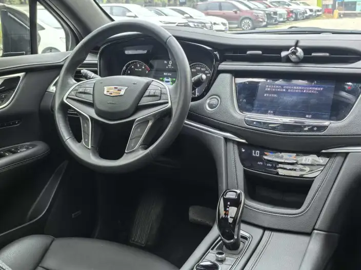 Cadillac XT5 2023 Model 2.0T 2WD Fashion Model – фото 9