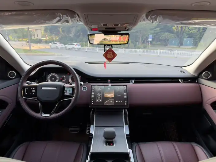 Range Rover Evoque 2026 Model Range Rover Evoque L 2.0T SE – фото 7