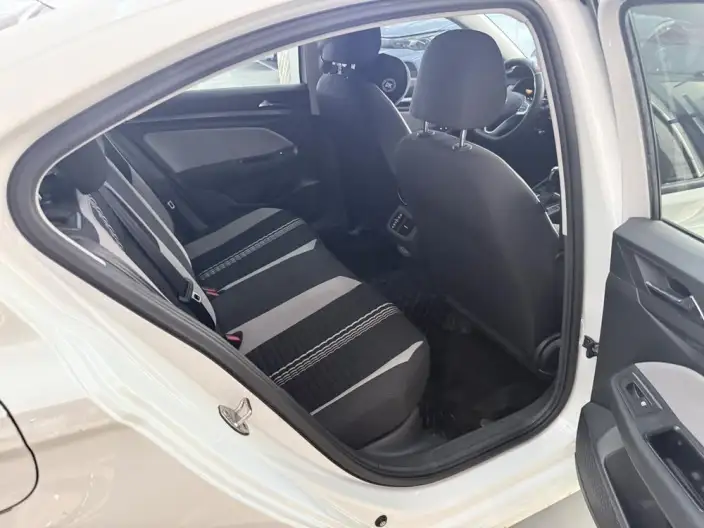 Volkswagen Bora 2023 Model 200TSI DSG Smooth Ride Edition – фото 4