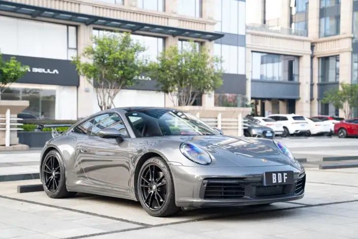 PORSCHE 911 2023 Model Carrera 3.0T