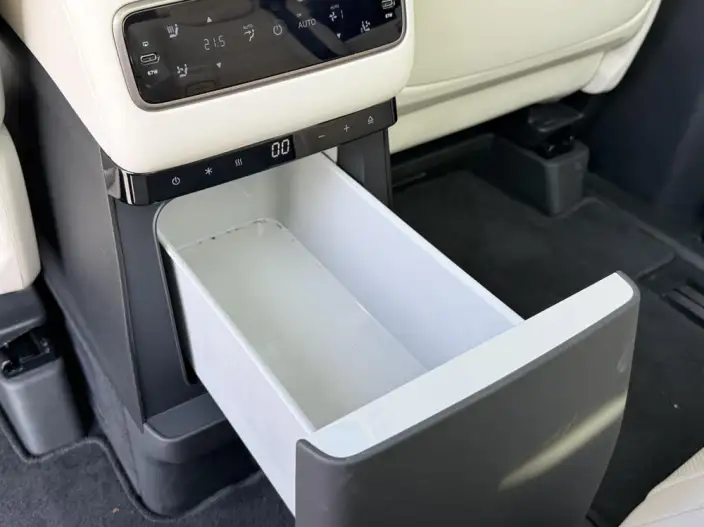Li Auto MEGA 2025 Model Home Family Special Edition – фото 9