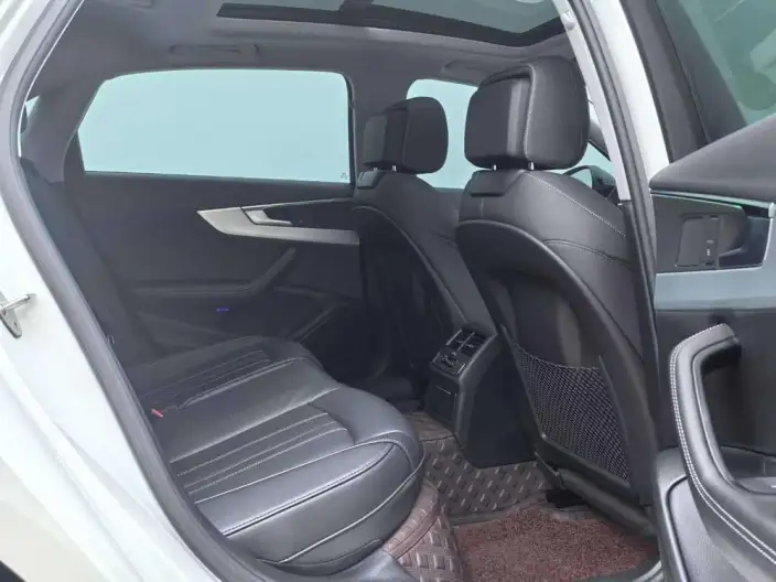 Audi A4 L 2023 Model 40 TFSI Luxury Dynamic Model – фото 8
