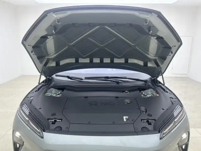 NIO ET5 2022 Model 75kWh – фото 10