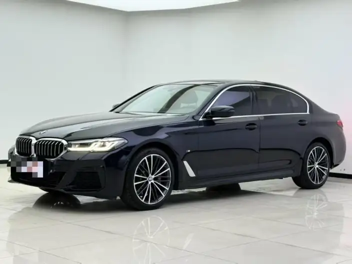 BMW 5 Series 2022 Model Facelift 530Li Leading Model M Sports Set – фото 1