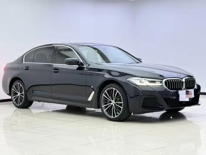 BMW 5 Series 2022 Model Facelift 530Li Leading Model M Sports Set – фото 3