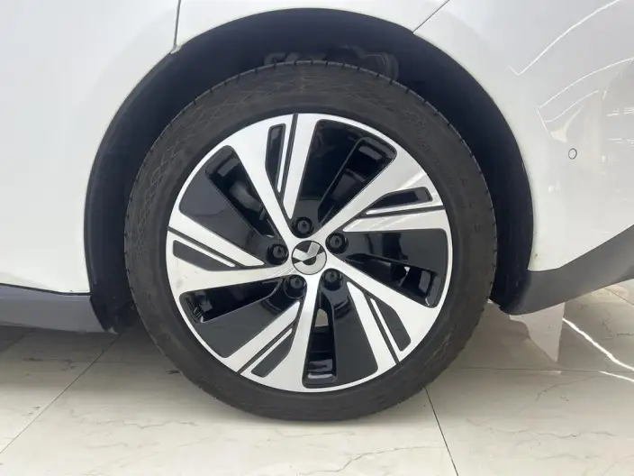 NIO ET5 2022 Model 75kWh – фото 9