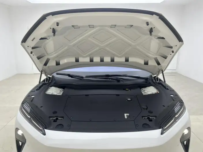 NIO ET5 2022 Model 75kWh – фото 10