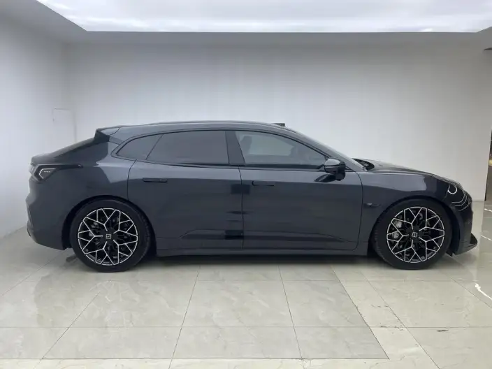 ZEEKR 001 2026 Model Ultra Edition 103kWh 4WD – фото 8