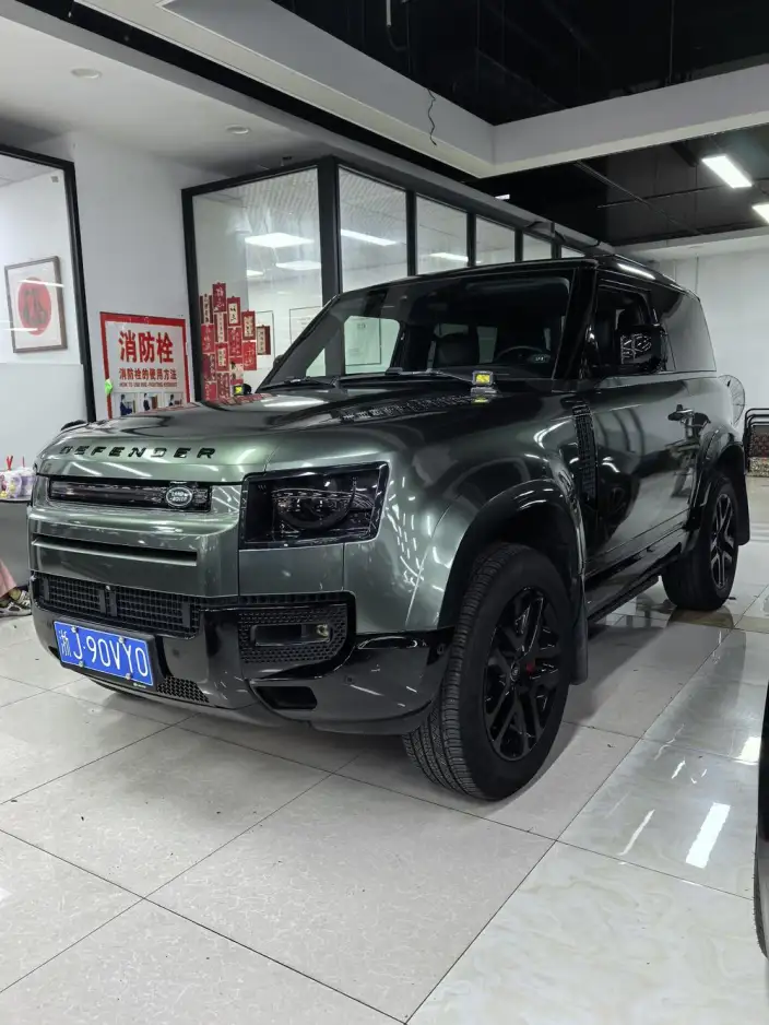 Land Rover Defender 2023 Model 90 3.0T P400 XS