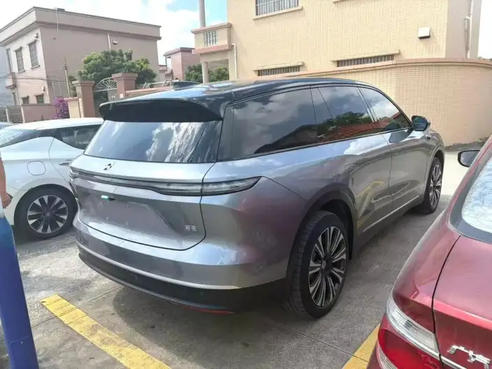 NIO ES8 2024 Model 75kWh – фото 4