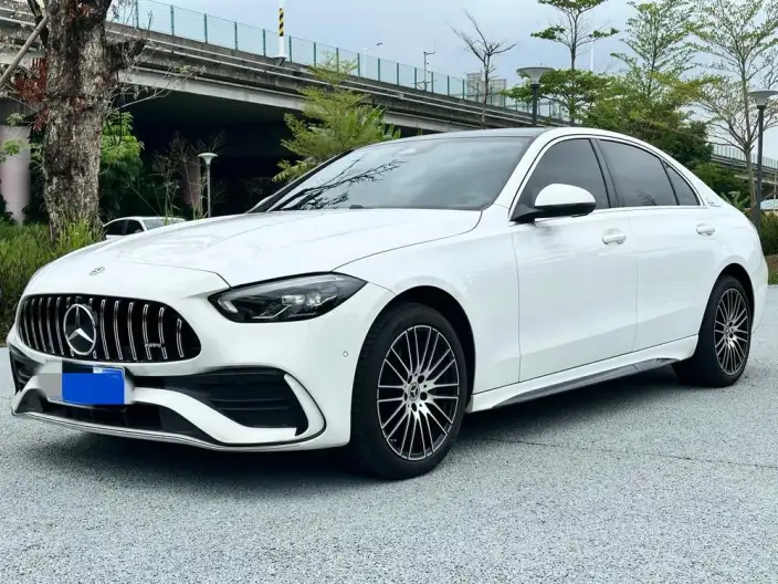 Mercedes-Benz C-Class 2025 Model C 260 L Sports Edition – фото 1