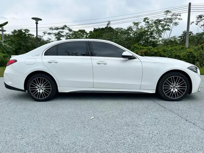 Mercedes-Benz C-Class 2025 Model C 260 L Sports Edition – фото 7