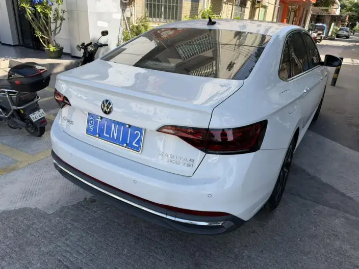 Volkswagen Sagitar 2025 Model 300TSI DSG Beyond Edition – фото 6
