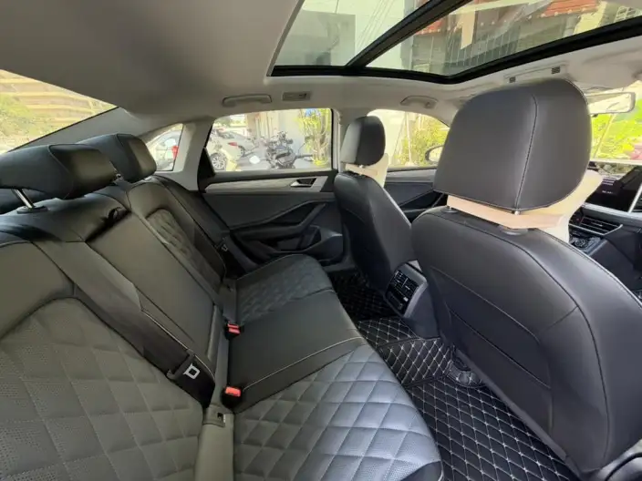 Volkswagen Sagitar 2025 Model 300TSI DSG Beyond Edition – фото 10