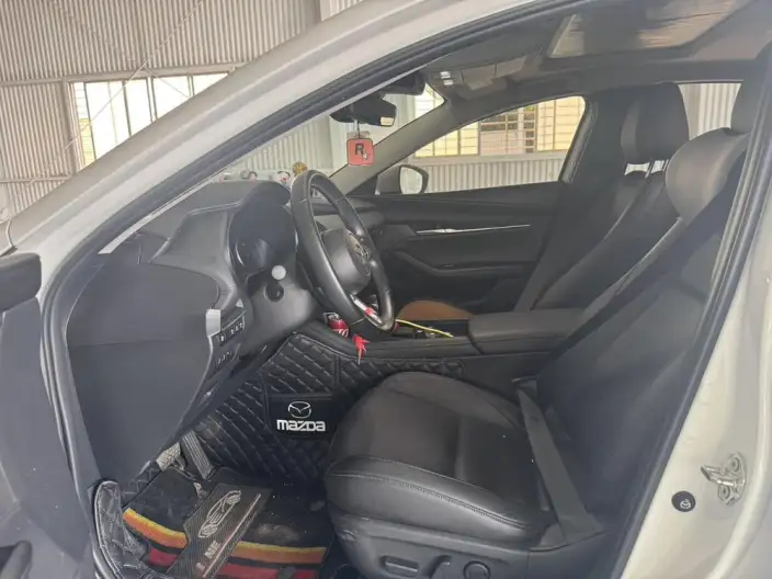 Mazda3 Axela 2023 Model 2.0L Automatic Zhi Shine Edition – фото 8