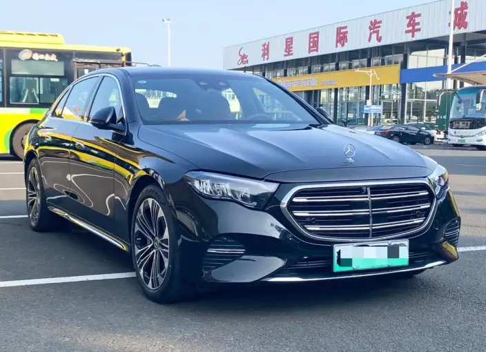 Mercedes-Benz E-Class PHEV 2024 Model E 350 e L sedan