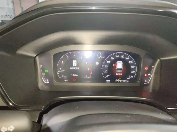 Honda BREEZE 2023 Model 240TURBO CVT 2WD Deluxe Edition – фото 8