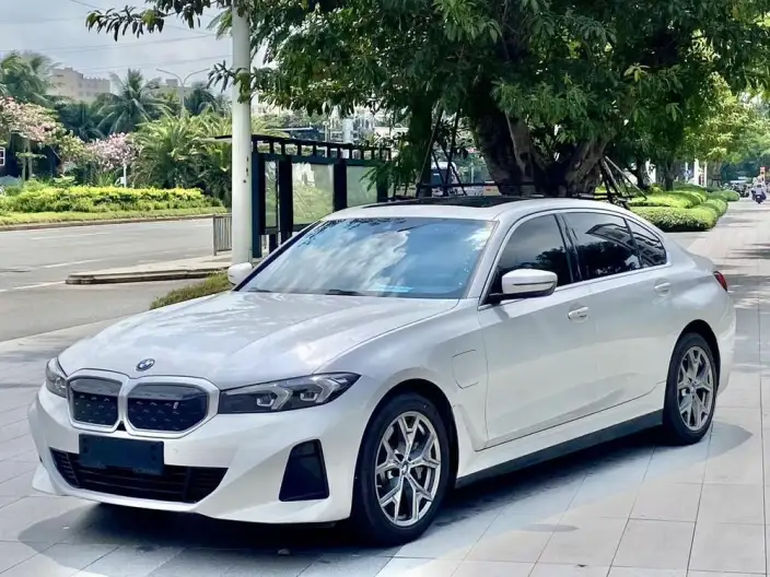 BMW i3 2023 Model eDrive35L – фото 1