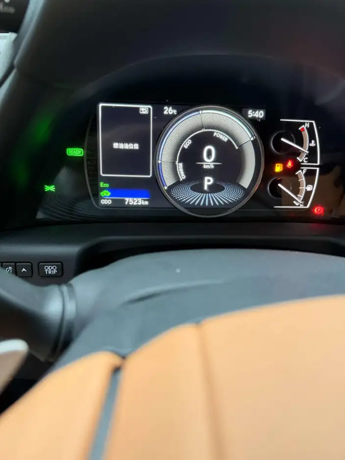 Lexus ES 2025 Model 300h Premium – фото 6