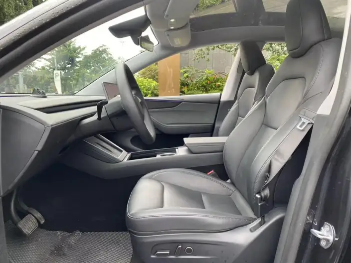 Model Y 2025 Model Rear-wheel drive version – фото 8