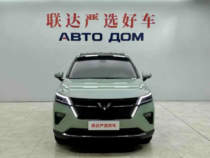 WULING Asta 2021 Model 1.5T Automatic Starlight Edition