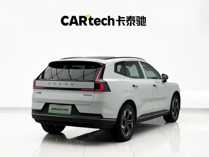 Volvo XC70 2026 Model 4WD Ultra-long Endurance Core – фото 5