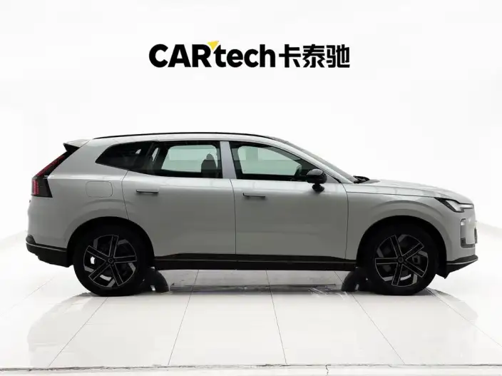 Volvo XC70 2026 Model 4WD Ultra-long Endurance Core – фото 6
