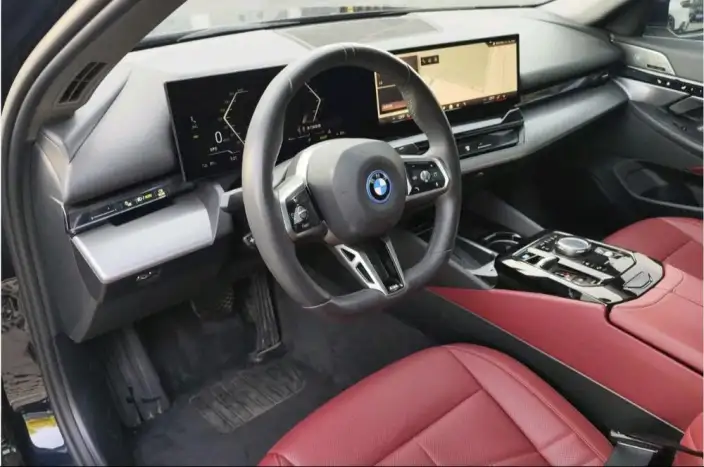 BMW i5 2024 Model eDrive35L Exclusive Model M Sports Set – фото 9