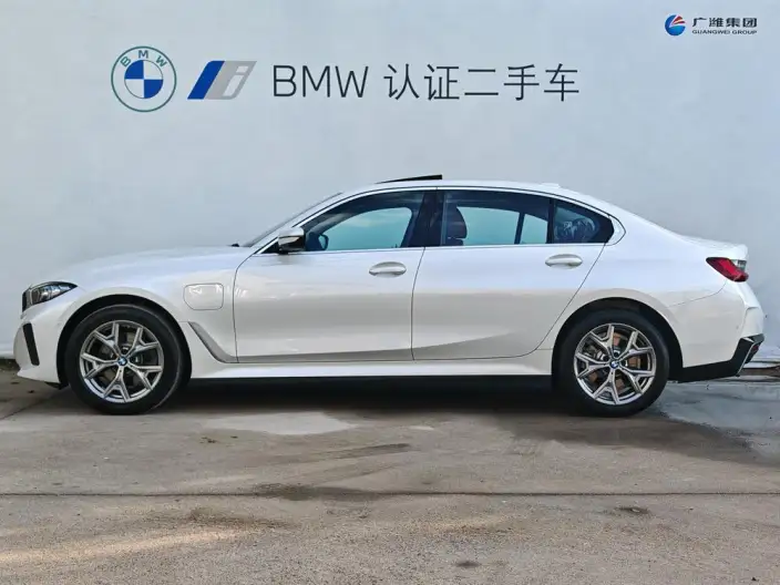 BMW i3 2026 Model Facelift eDrive35L – фото 3