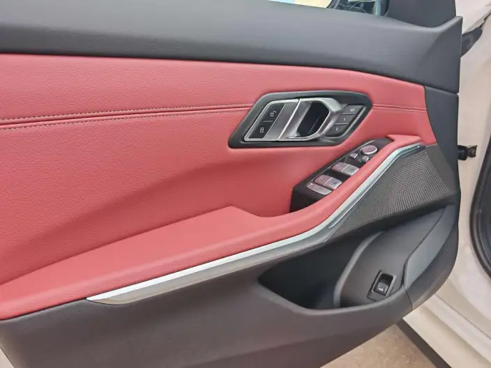 BMW i3 2026 Model Facelift eDrive35L – фото 9