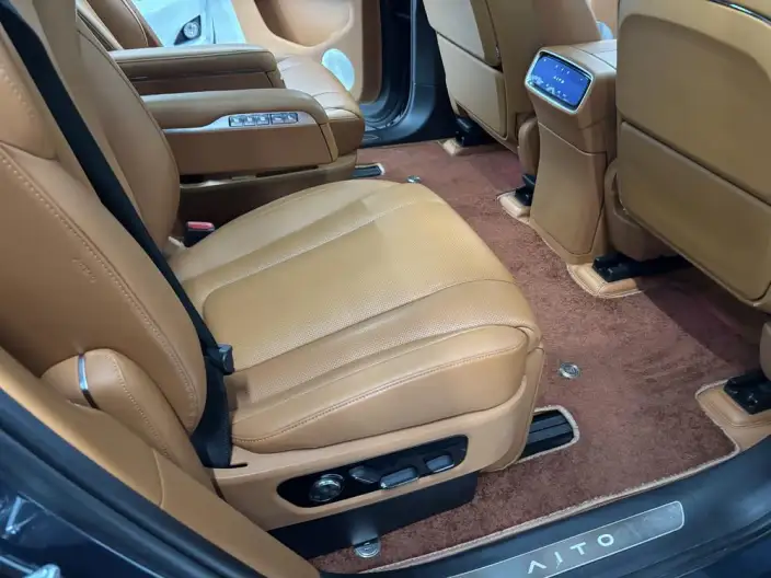 Aito M9 2024 Model Extended Range Ultra VI seat Edition – фото 8
