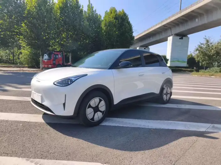 Geely Galaxy StarWish 2025 Model 410km Free Edition – фото 1