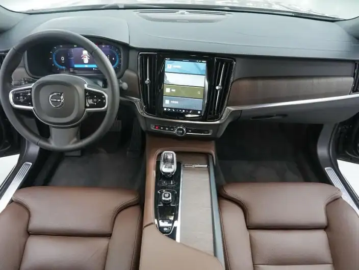 Volvo S90 2025 Model B5 Smart Range Deluxe Edition – фото 7