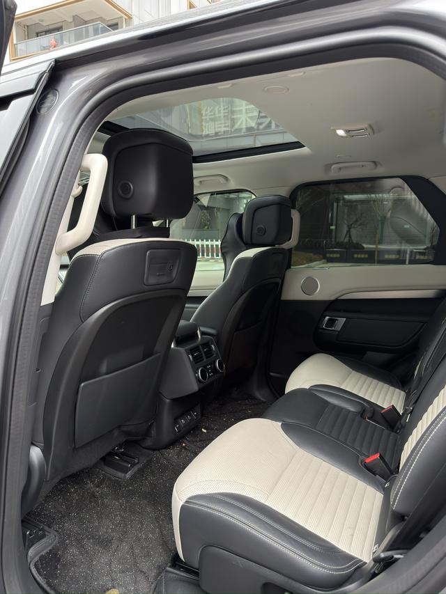 Land Rover Discovery 2021 360PS R-Dynamic SE – фото 9