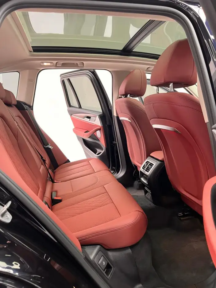 BMW X3 2023 Model xDrive30i Exclusive Model M Night Set – фото 6