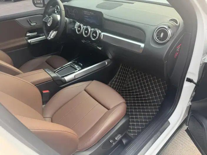Mercedes-Benz GLB 2024 Model GLB 200 Dynamic Model – фото 6