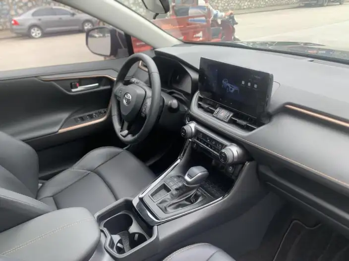 Toyota Wildlander 2024 Model 2.0L 2WD Urban Edition – фото 8